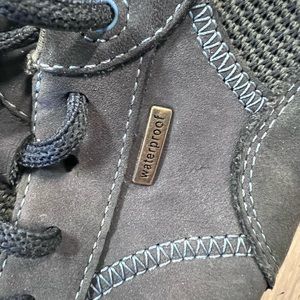 DANSKO Shoe: used but good condition